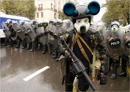 riot-police-2-custom