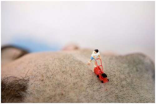 tiny-plastic-people-17 tiny-plastic-people-17